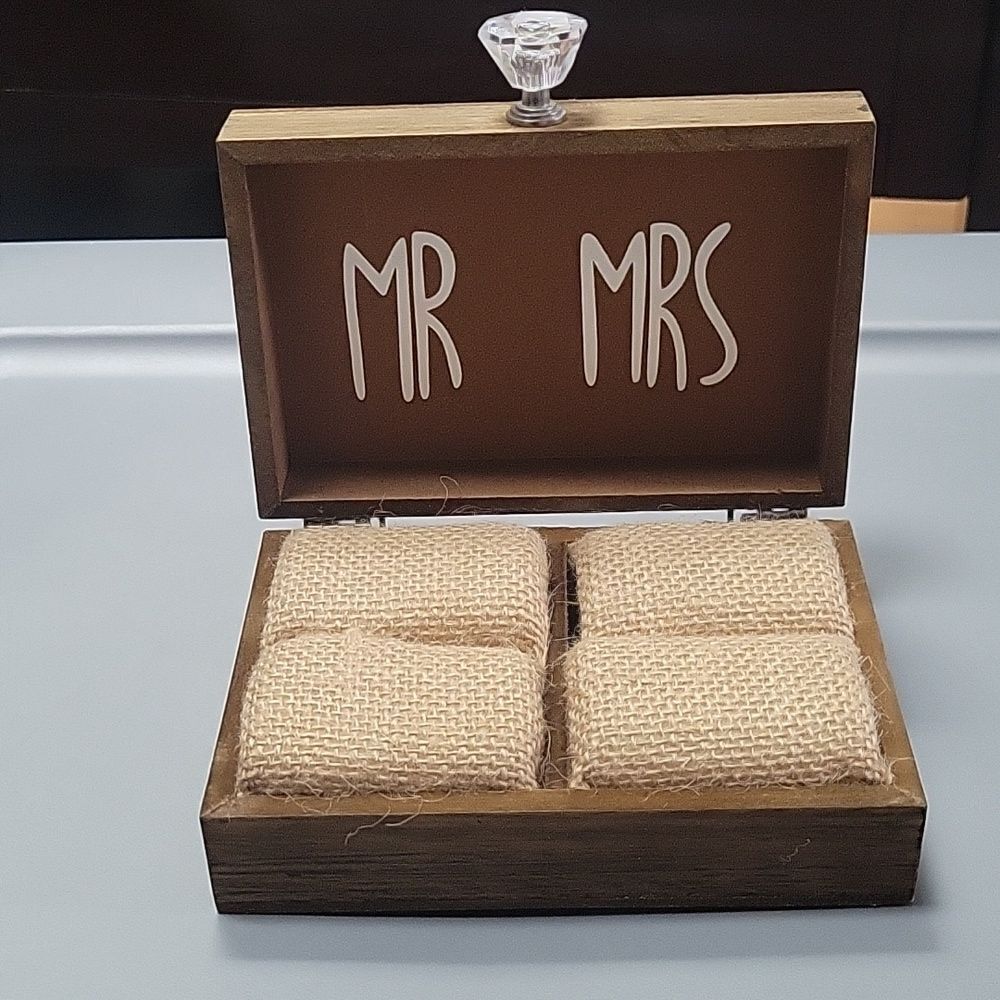 Wedding ring box - Picture 2 of 2
